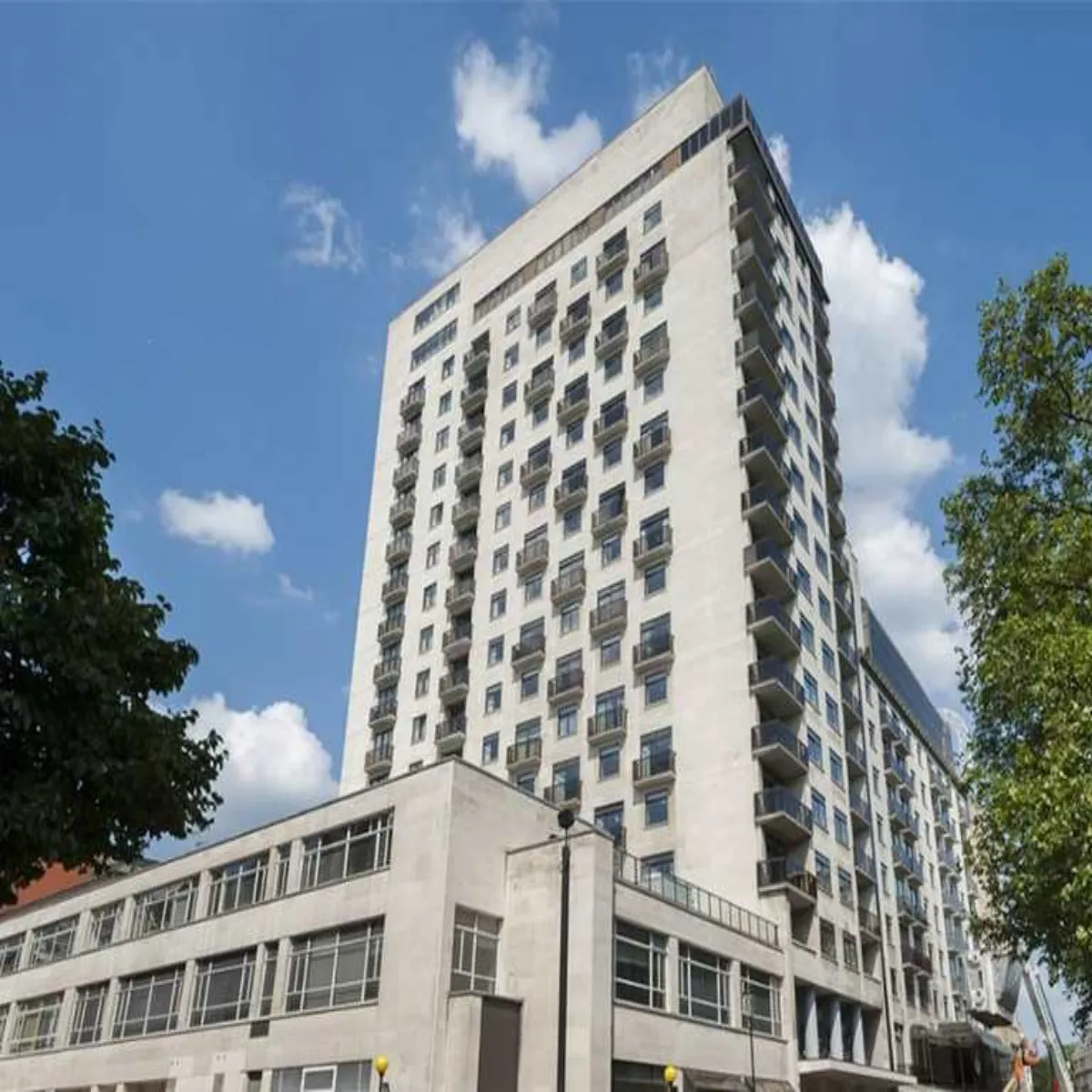 Exciting Jobs at Carlton Tower Jumeirah–Your Gateway to a Dream Career 1 Carlton Tower Jumeirah